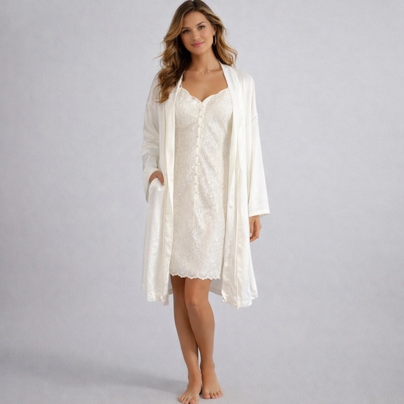 Victoria's Secret Other - Vintage Victoria's Secret Gold Label Cream Satin Robe and Nightgown Set Sz M